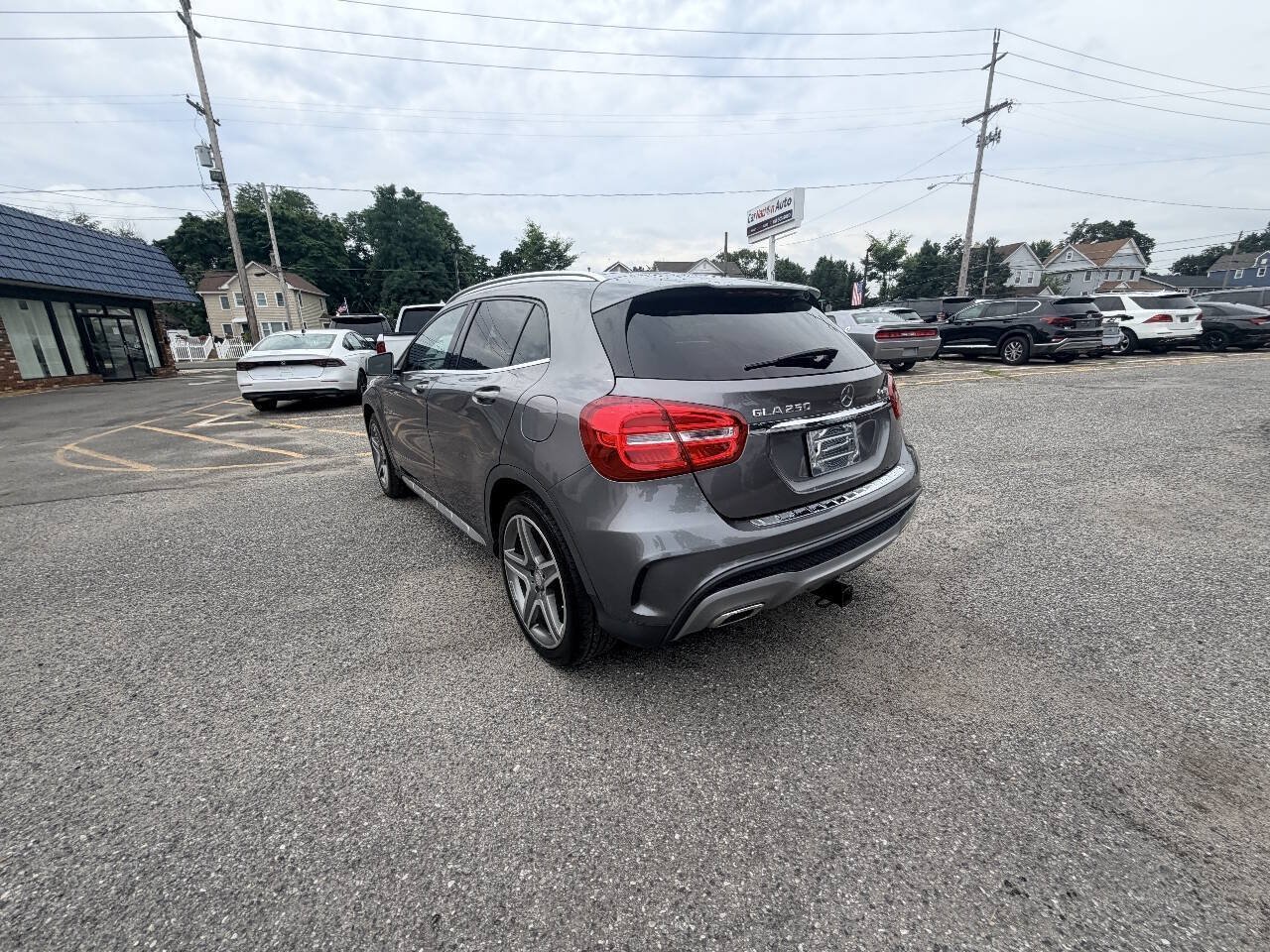 Used 2015 Mercedes-Benz GLA 250 4MATIC image 33