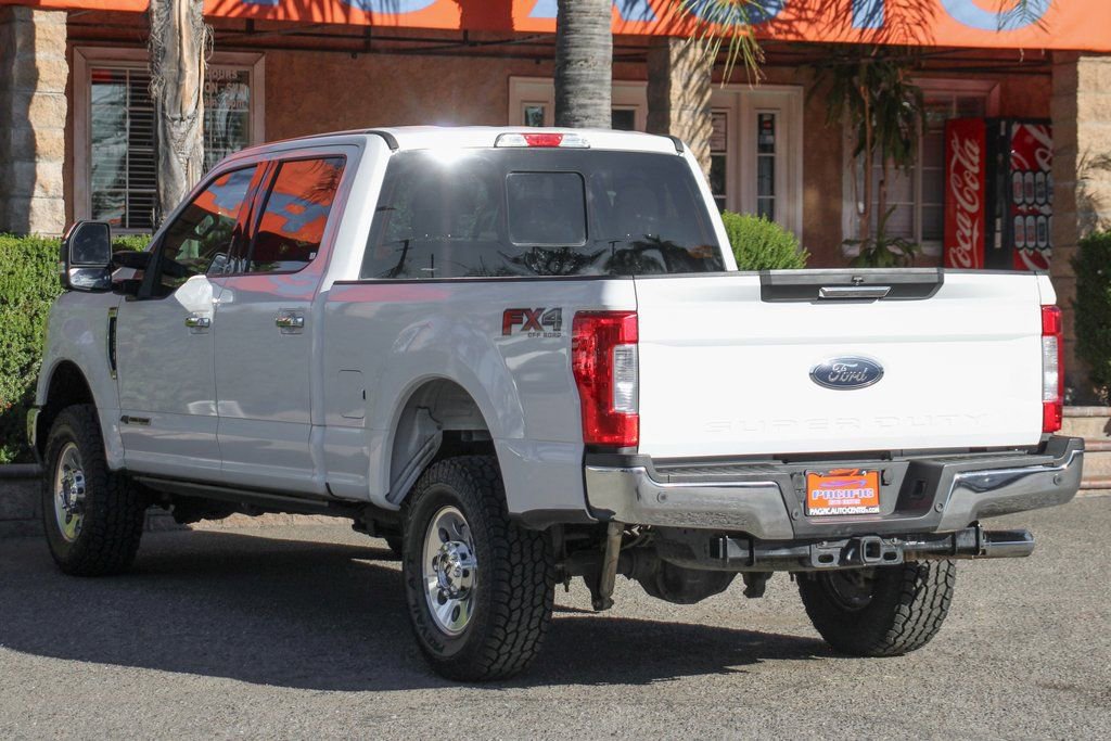 Used 2017 Ford F250 XLT w/ XLT Premium Package image 7