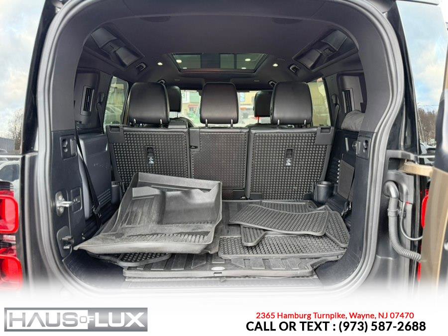 Used 2022 Land Rover Defender 110 X-Dynamic SE image 38