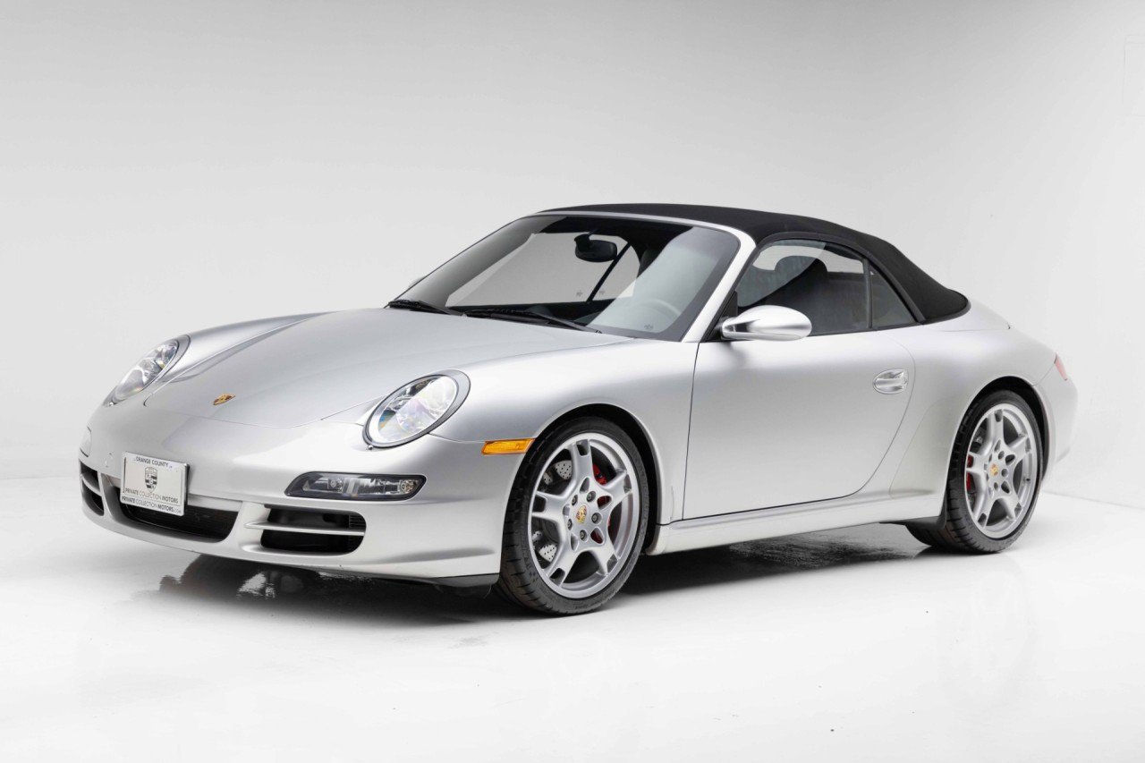 Used 2006 Porsche 911 Carrera S RWD image 25