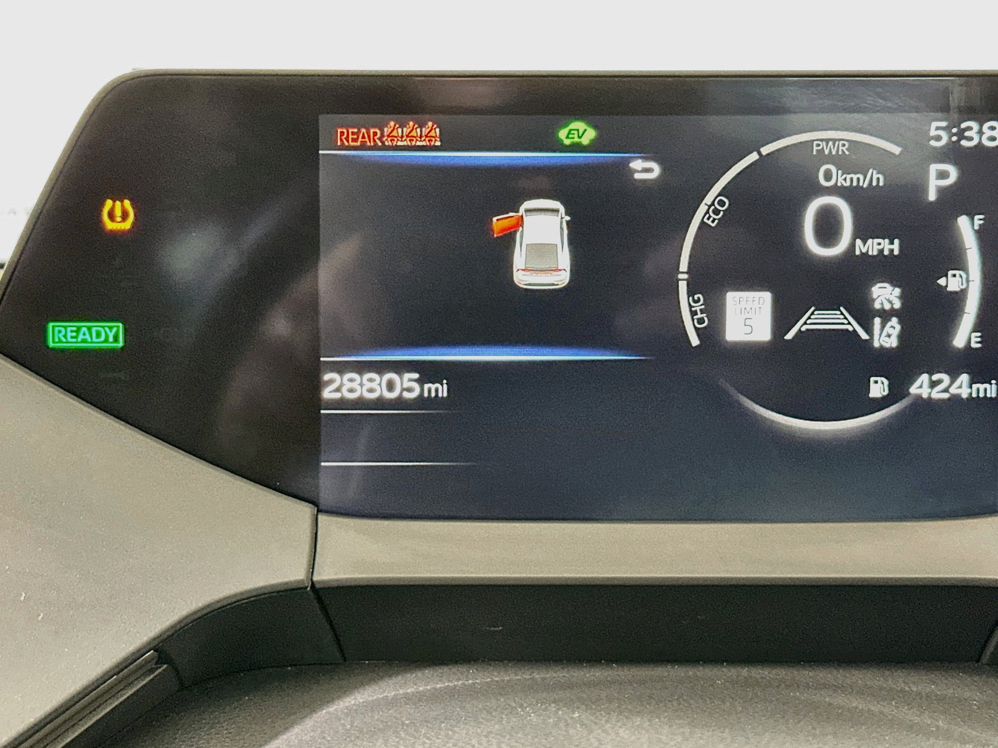 Used 2025 Toyota Prius LE FWD image 19