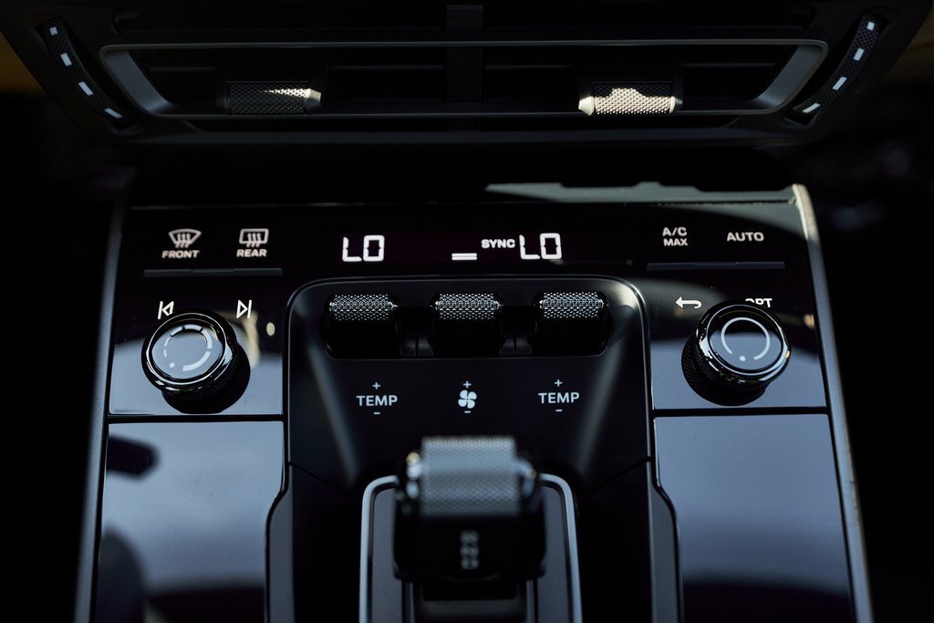 Used 2022 Porsche 911 Carrera 4S image 64