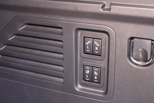 New 2026 Chevrolet Traverse RS w/ LPO, Floor Liner Package image 18