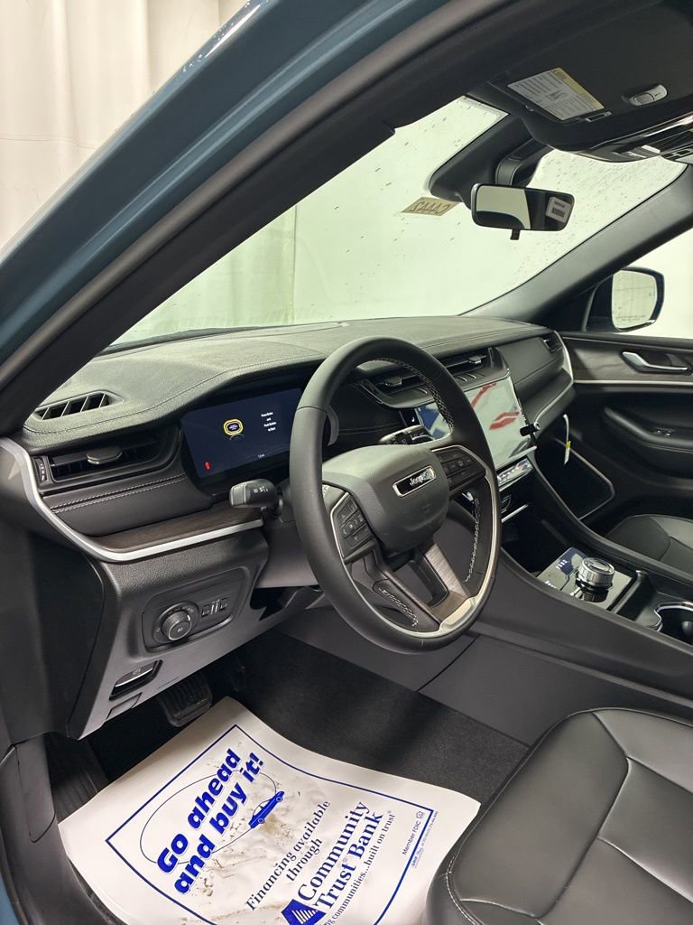 New 2026 Jeep Grand Cherokee L Limited image 12