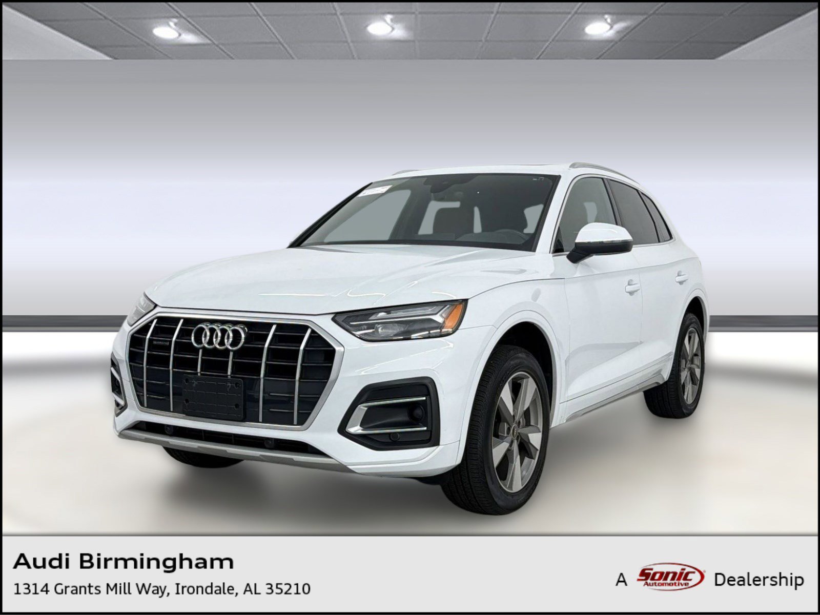 Used 2023 Audi Q5 2.0T Premium w/ Convenience Package AWD/4WD image 1