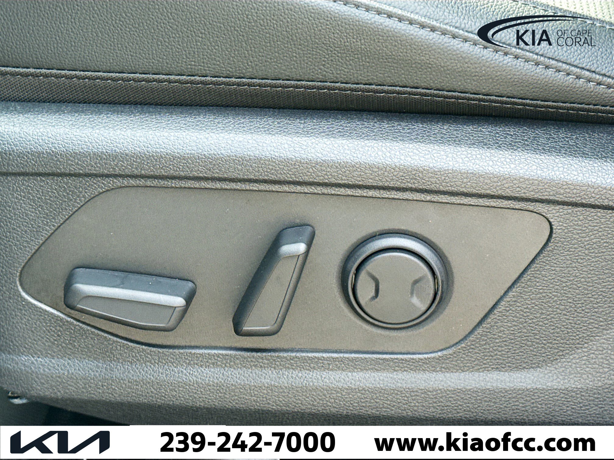 New 2026 Kia Sportage EX FWD image 21