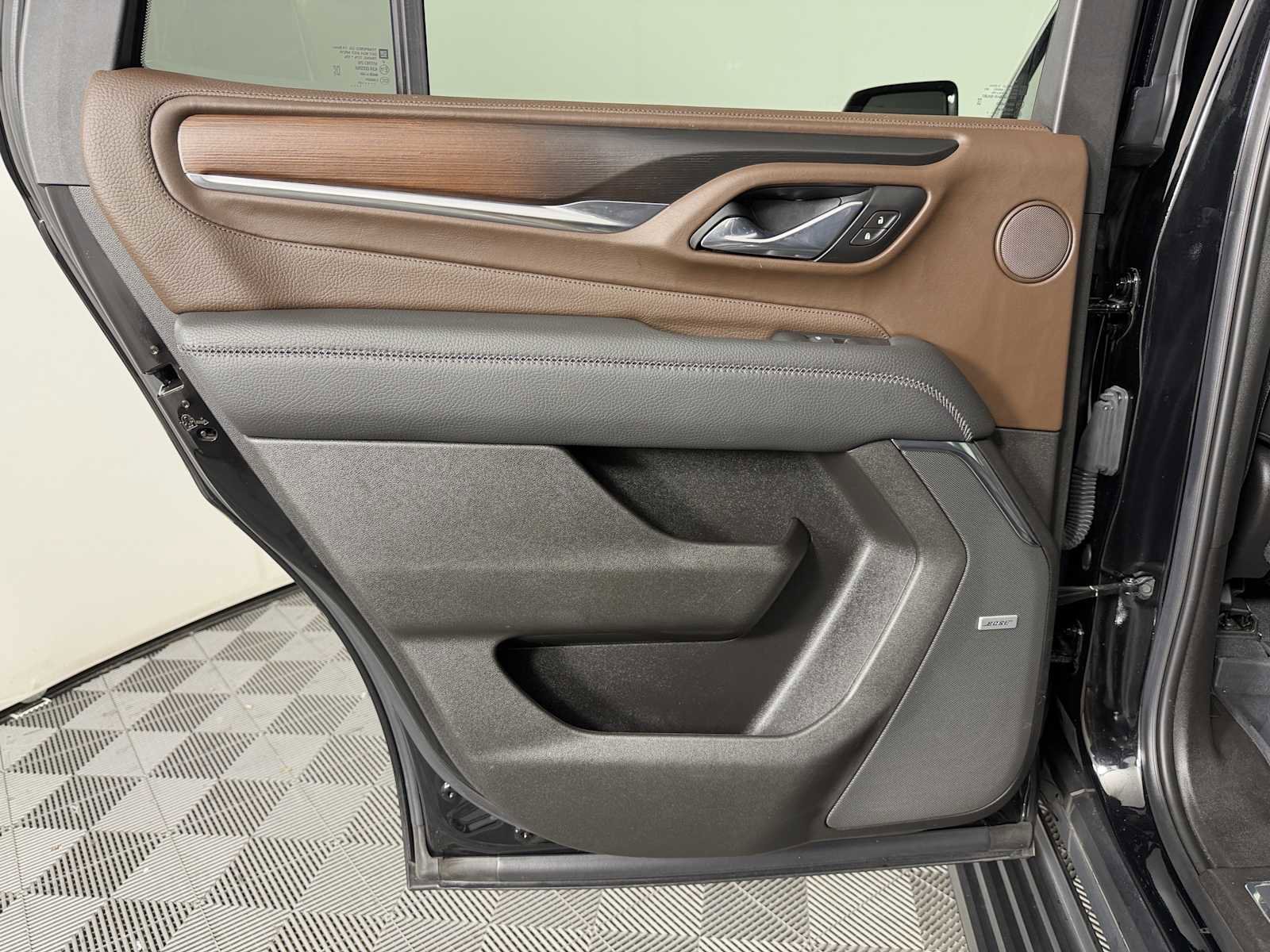 Certified 2021 GMC Yukon Denali w/ Denali Premium Package image 23