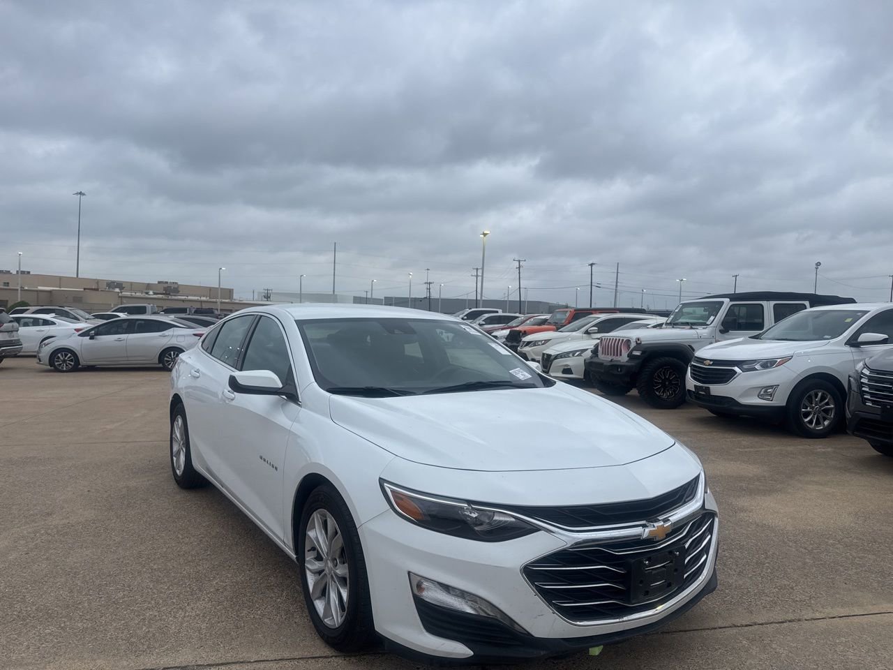 Used 2024 Chevrolet Malibu LT image 1