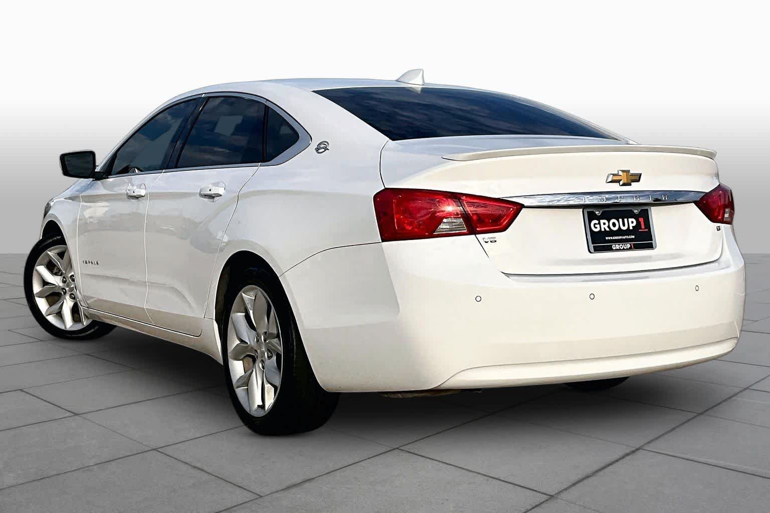 Used 2017 Chevrolet Impala LT w/ Leather Package FWD image 11