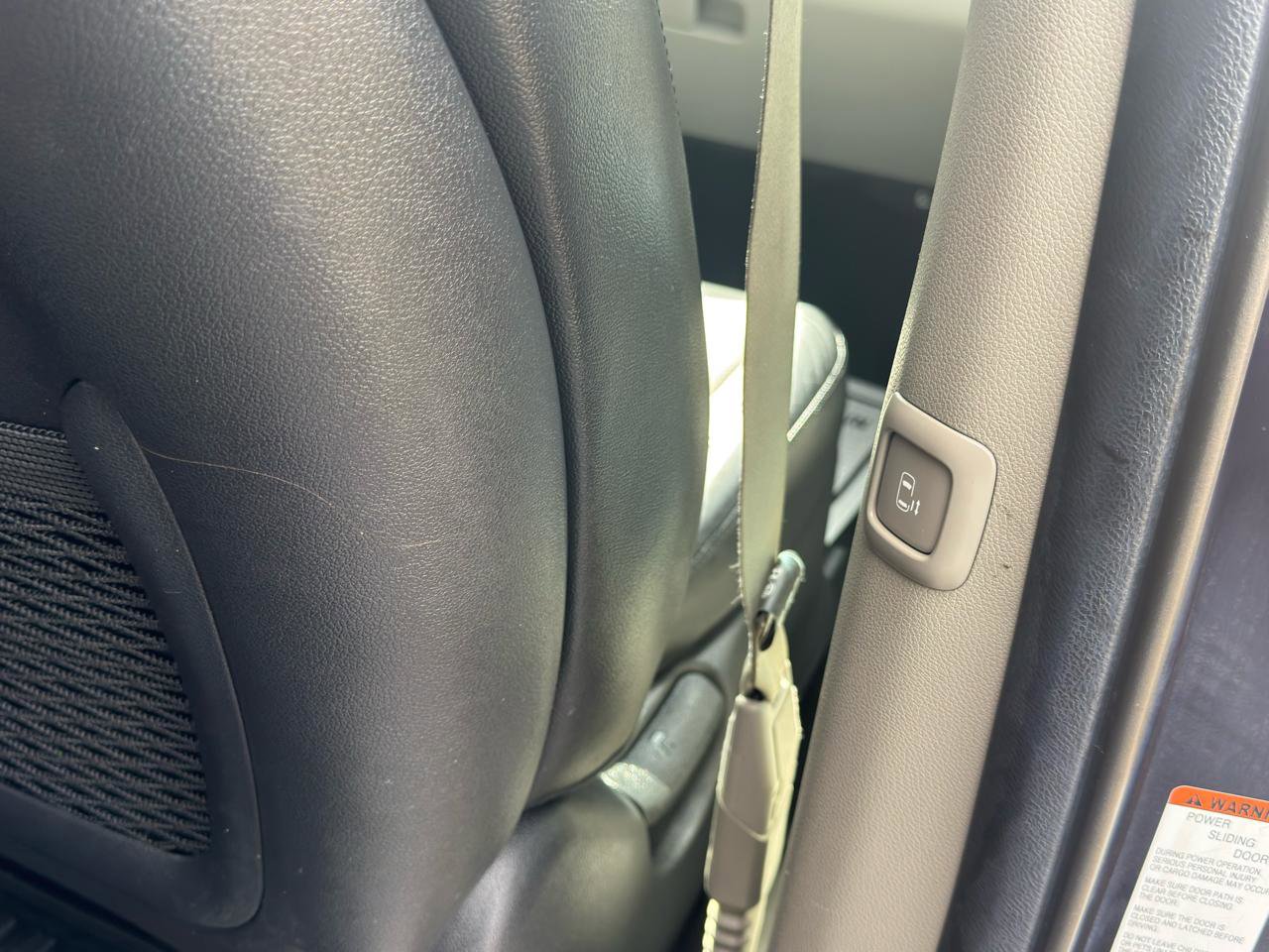 Used 2020 Kia Sedona EX image 44