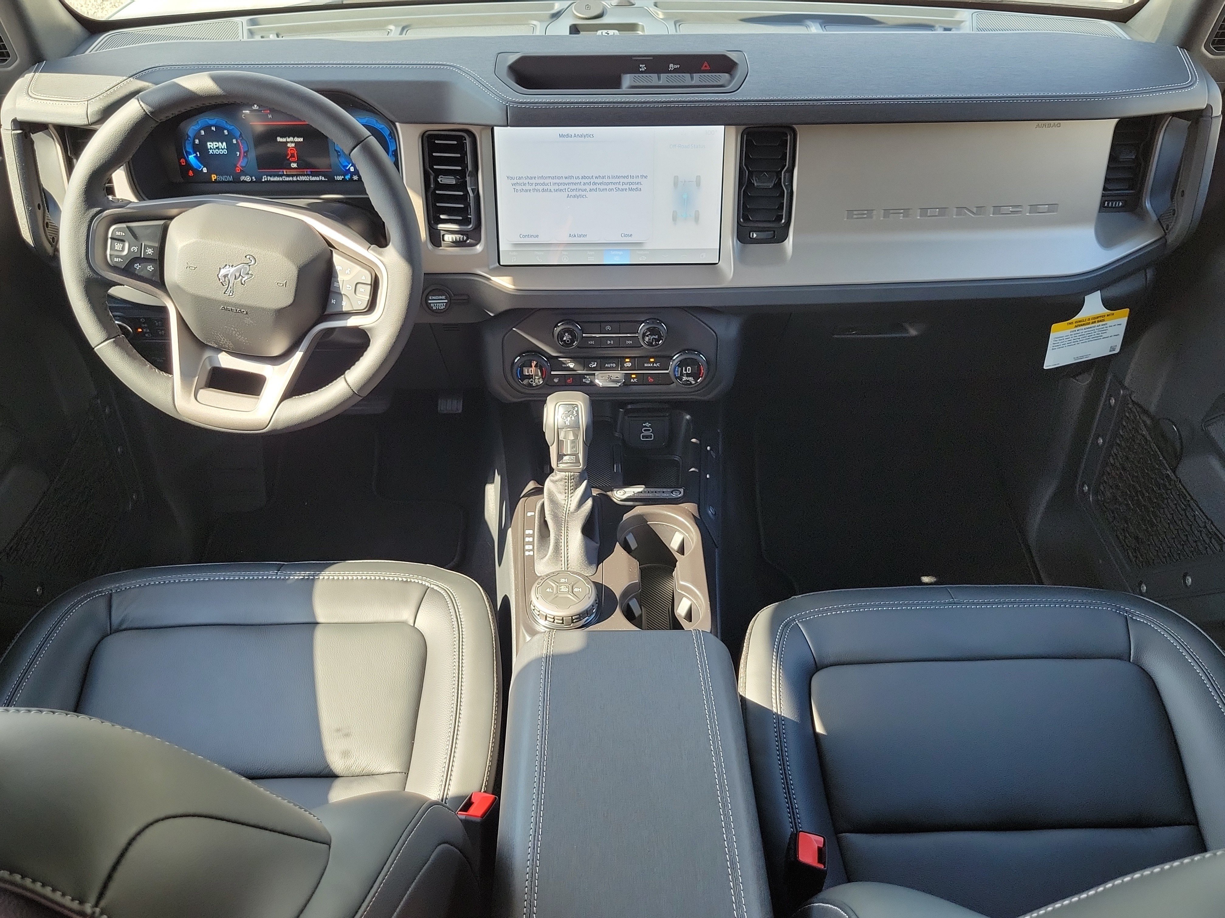 New 2026 Ford Bronco Outer Banks AWD/4WD image 12