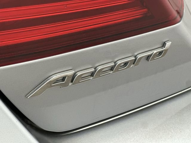 Used 2017 Honda Accord Touring image 29