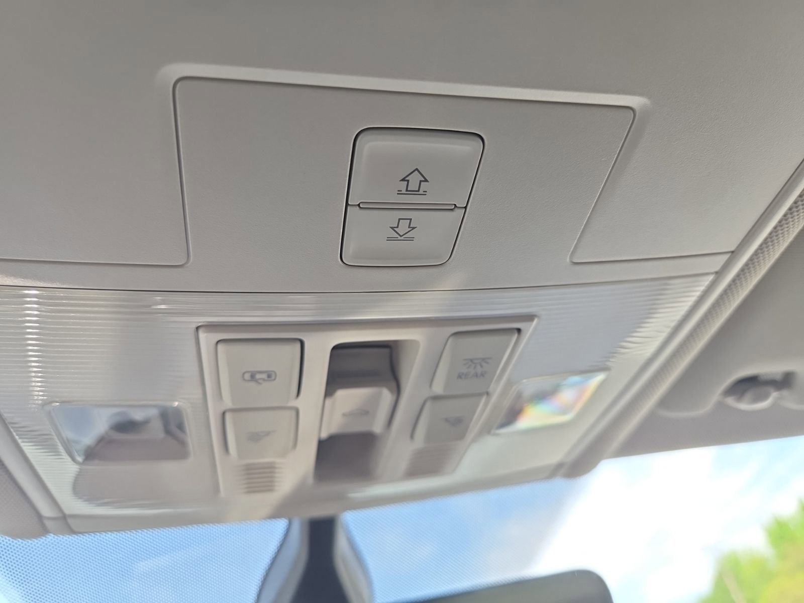 Used 2020 Volkswagen Tiguan SE w/ Panoramic Sunroof Package AWD/4WD image 20