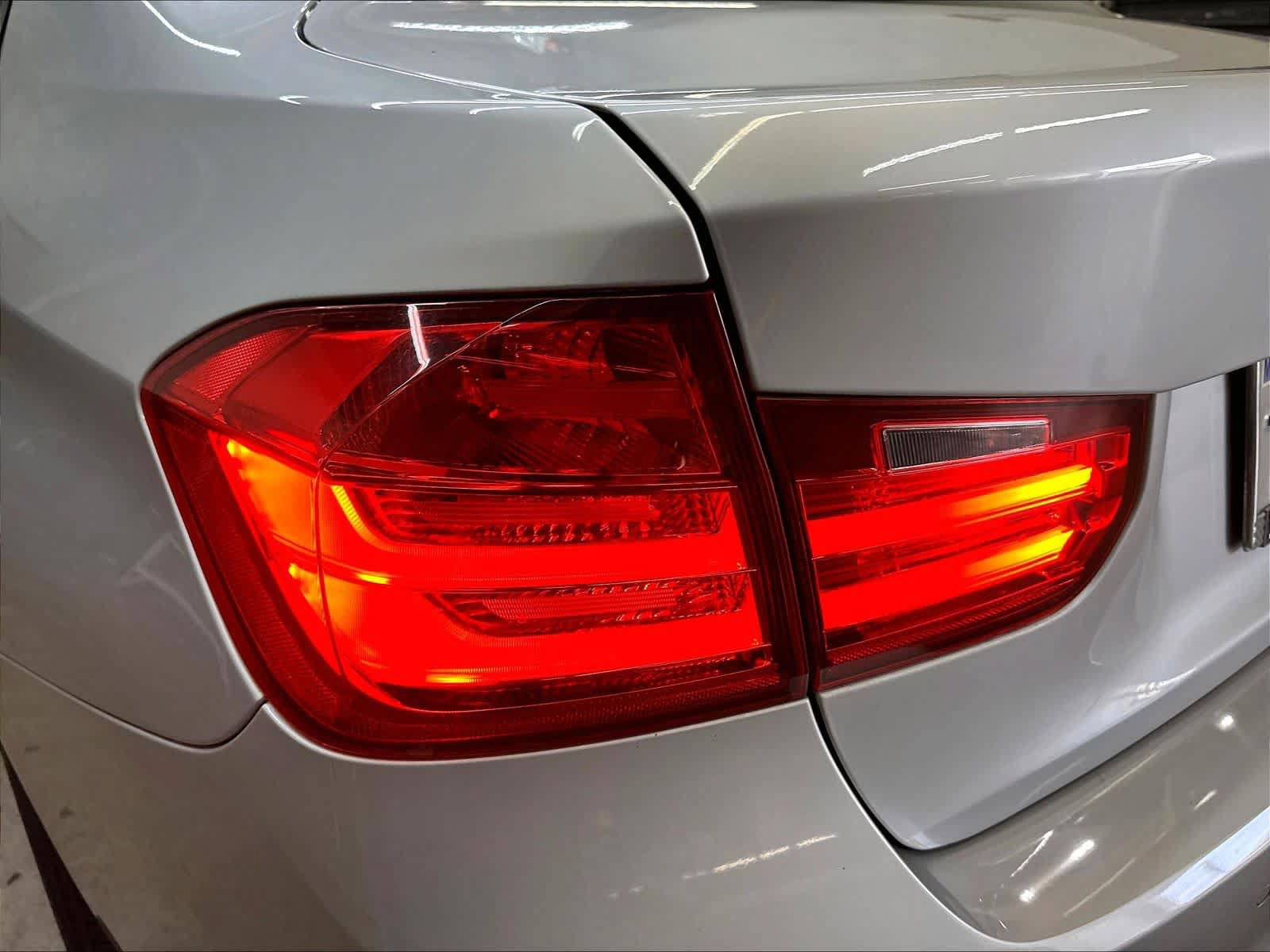 Used 2015 BMW 328i Sedan RWD image 31