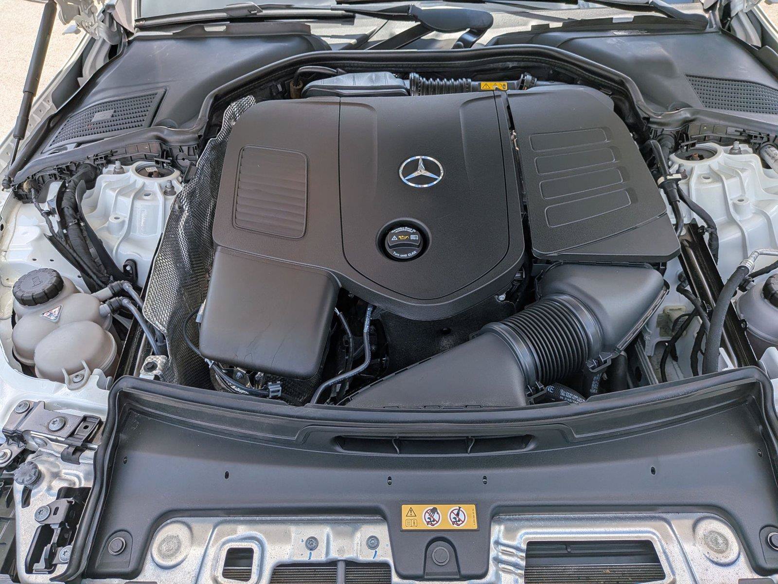 Used 2022 Mercedes-Benz C 300 Sedan image 38