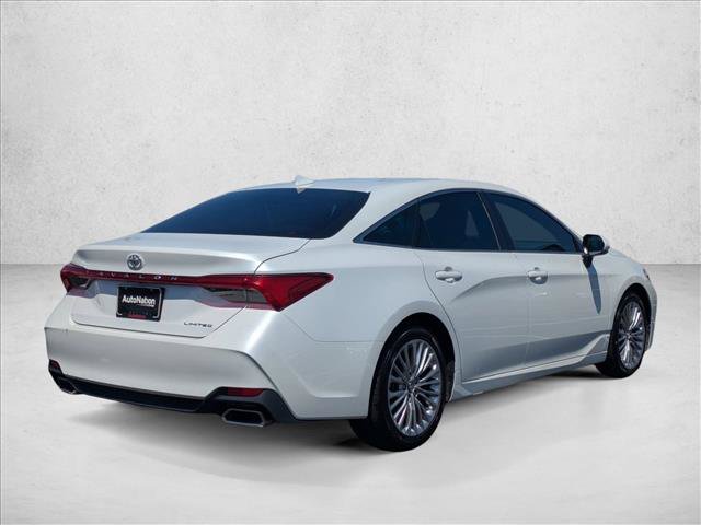 Used 2020 Toyota Avalon Limited w/ Carpet Mat Package FWD image 5