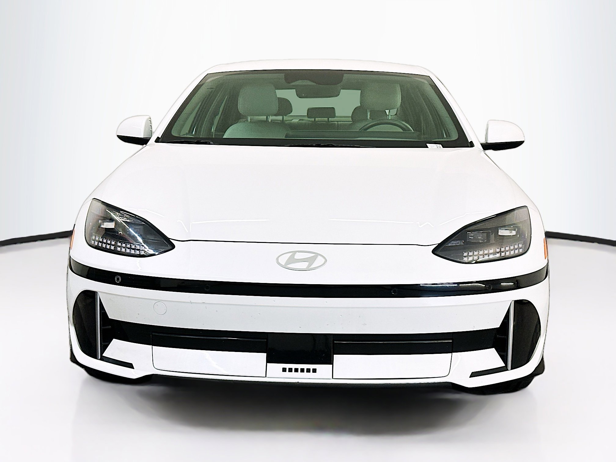 Used 2023 Hyundai Ioniq 6 SEL w/ Cargo Package image 2