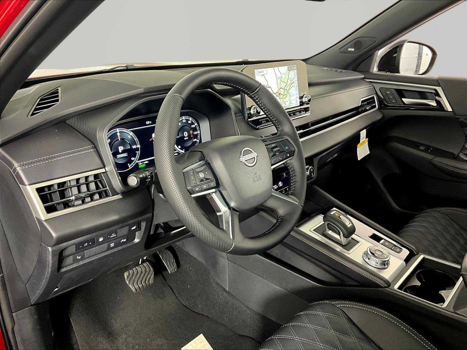 New 2026 Nissan Rogue Platinum AWD/4WD image 16