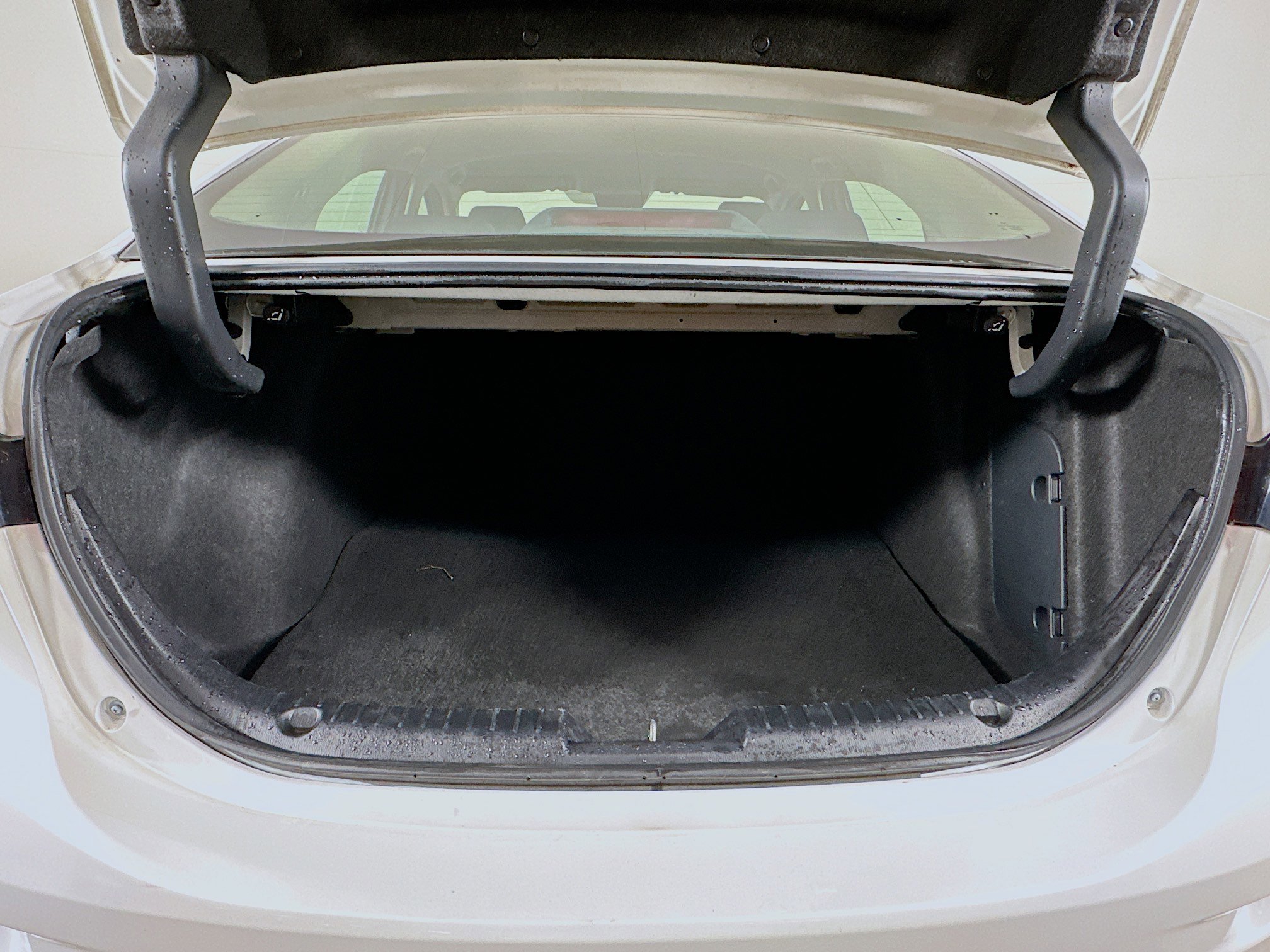 Used 2018 MAZDA MAZDA3 Sport image 28