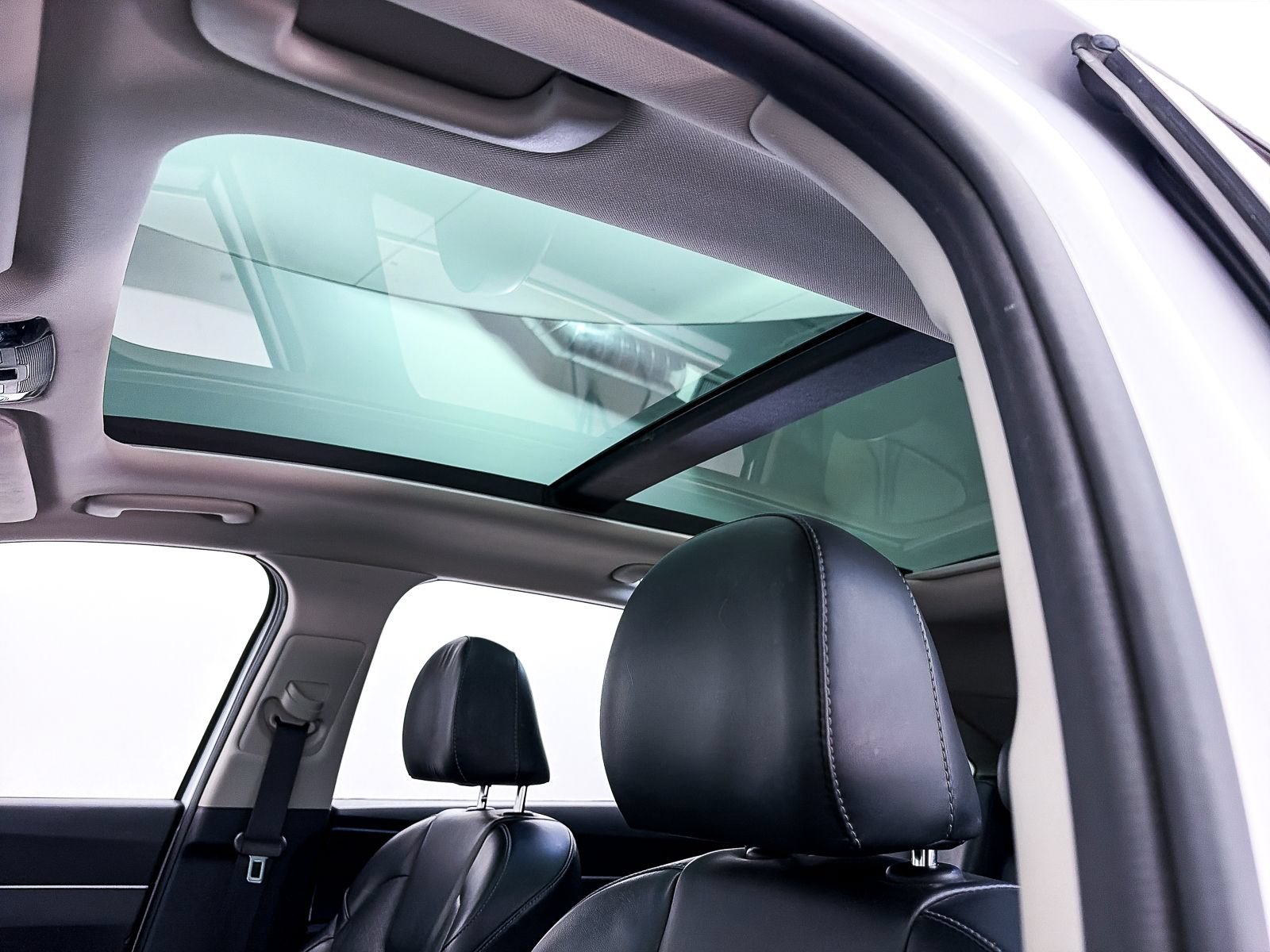 Used 2021 Kia Sorento S w/ Panoramic Sunroof Package FWD image 1