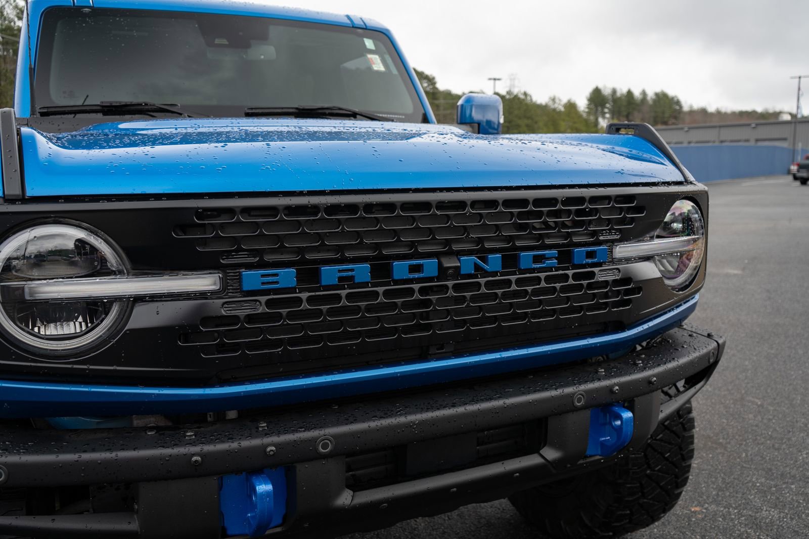 Used 2024 Ford Bronco Badlands image 10
