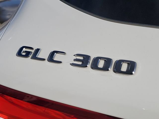 Used 2018 Mercedes-Benz GLC 300 4MATIC image 6