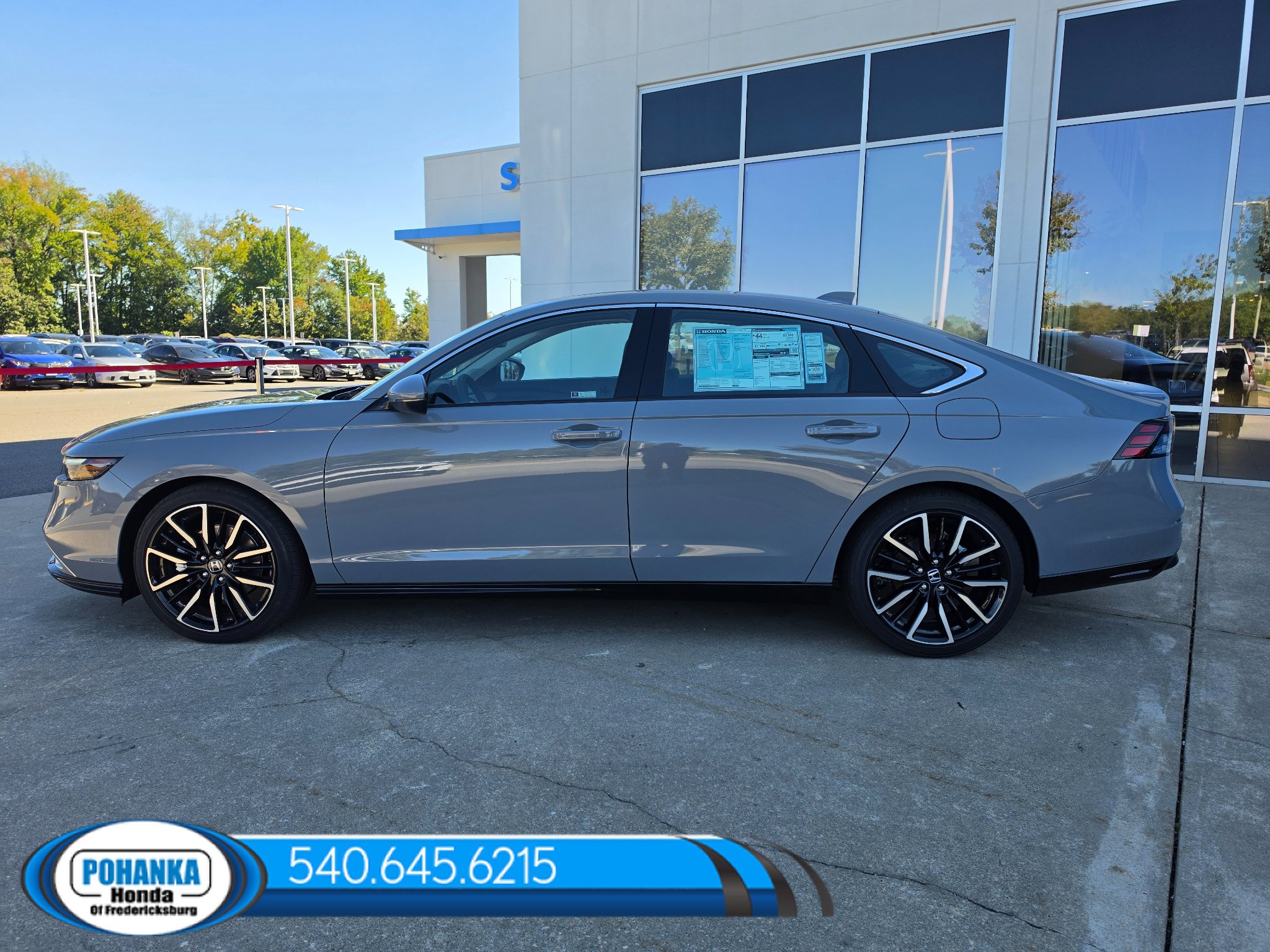 New 2026 Honda Accord Hybrid Touring image 3