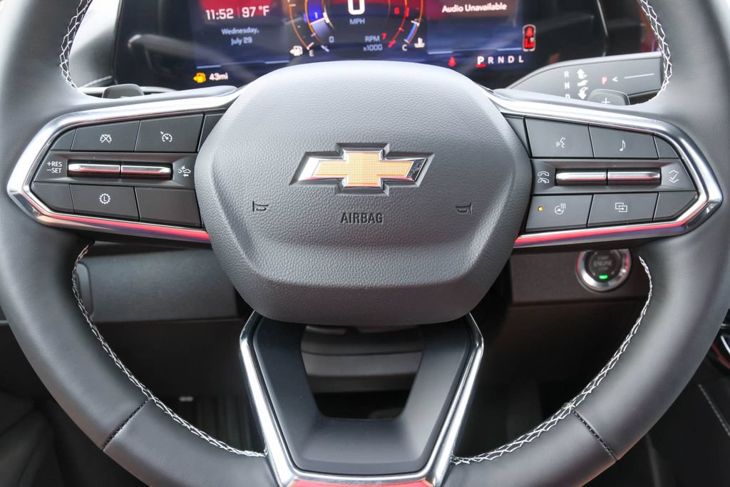 New 2026 Chevrolet Traverse LT w/ Sun and Wheel Package FWD image 24