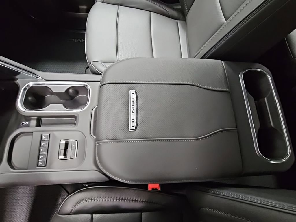 New 2026 GMC Sierra 2500 Denali w/ Denali Reserve Package image 21