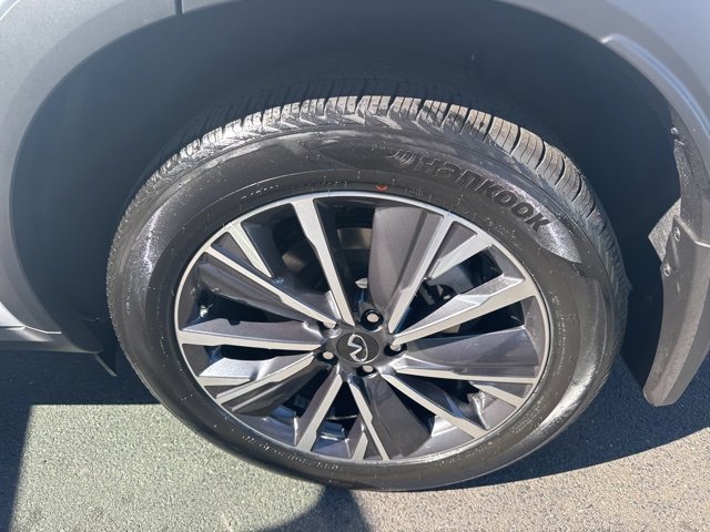 New 2026 INFINITI QX60 Luxe image 5