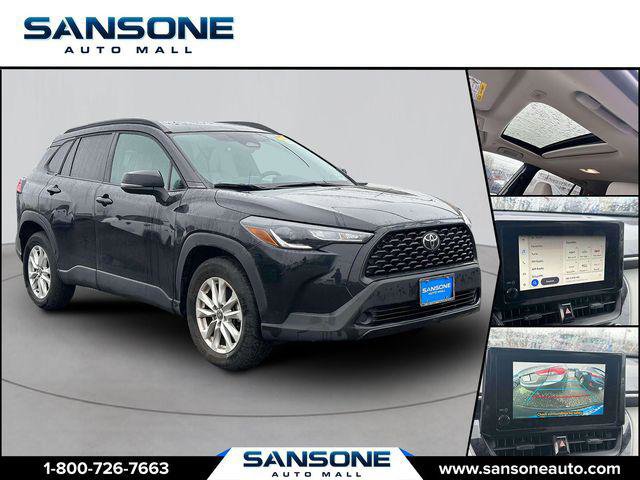 Certified 2023 Toyota Corolla Cross LE w/ Moonroof Package image 1