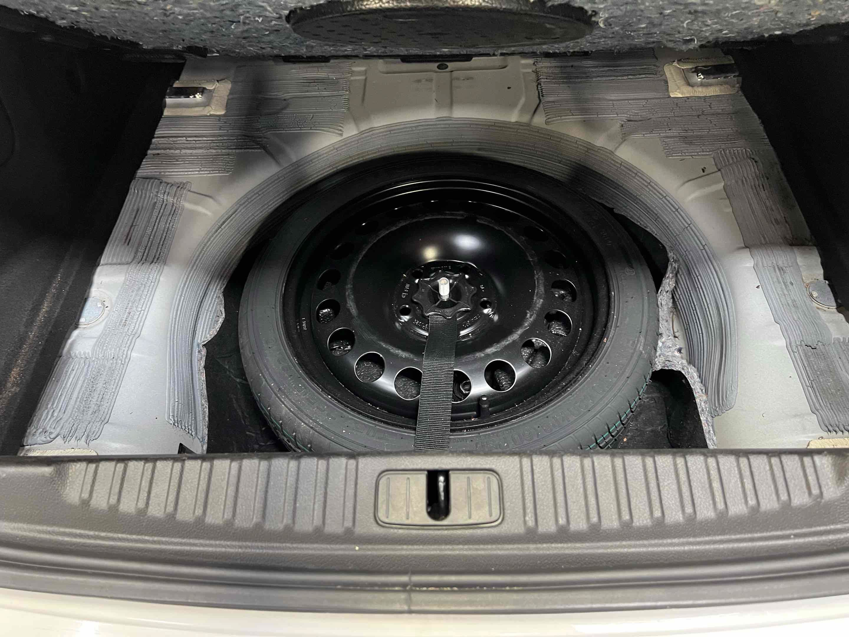 Used 2015 Buick Verano FWD image 58