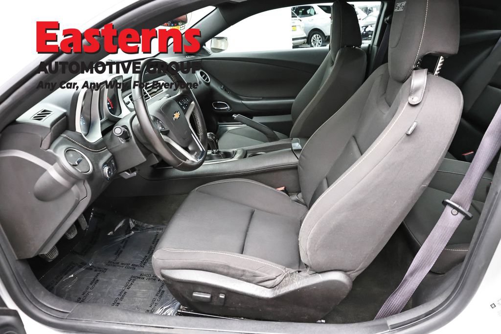 Used 2015 Chevrolet Camaro SS RWD image 13