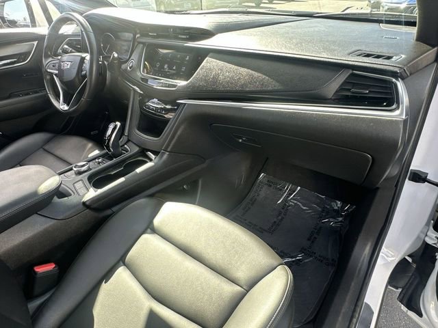 Certified 2022 Cadillac XT6 Luxury image 30