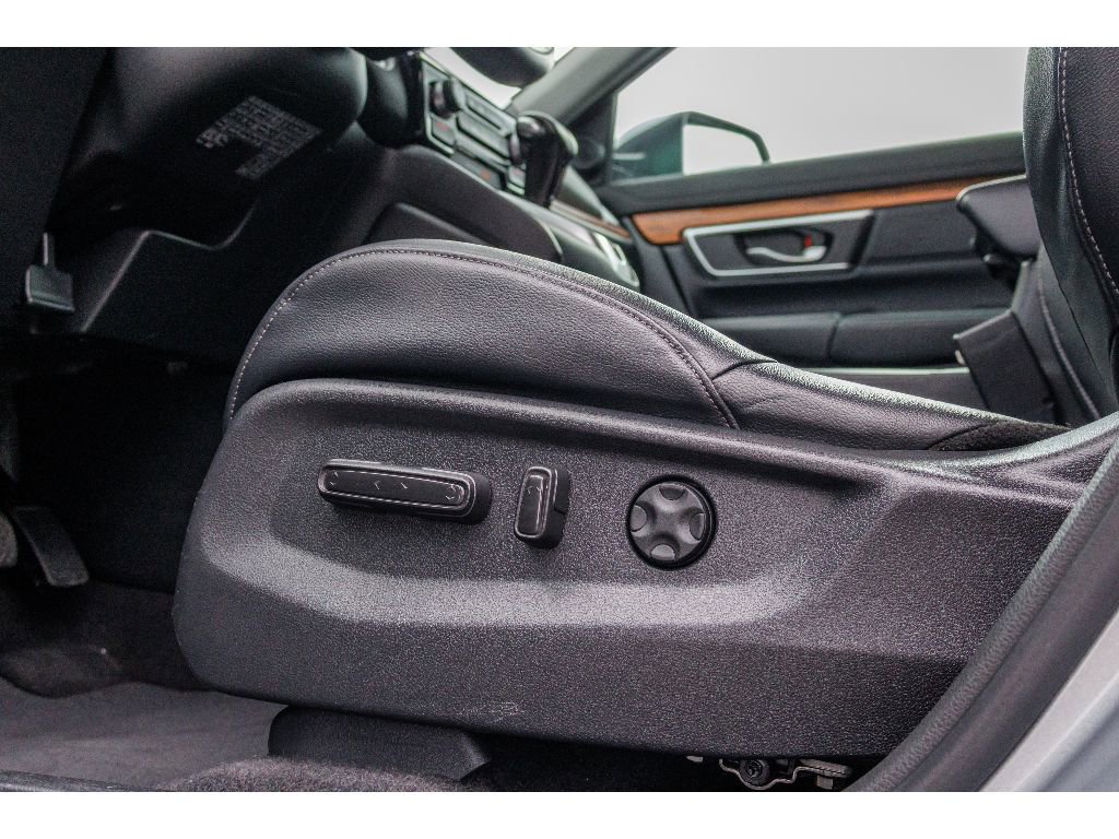 Used 2019 Honda CR-V Touring image 16