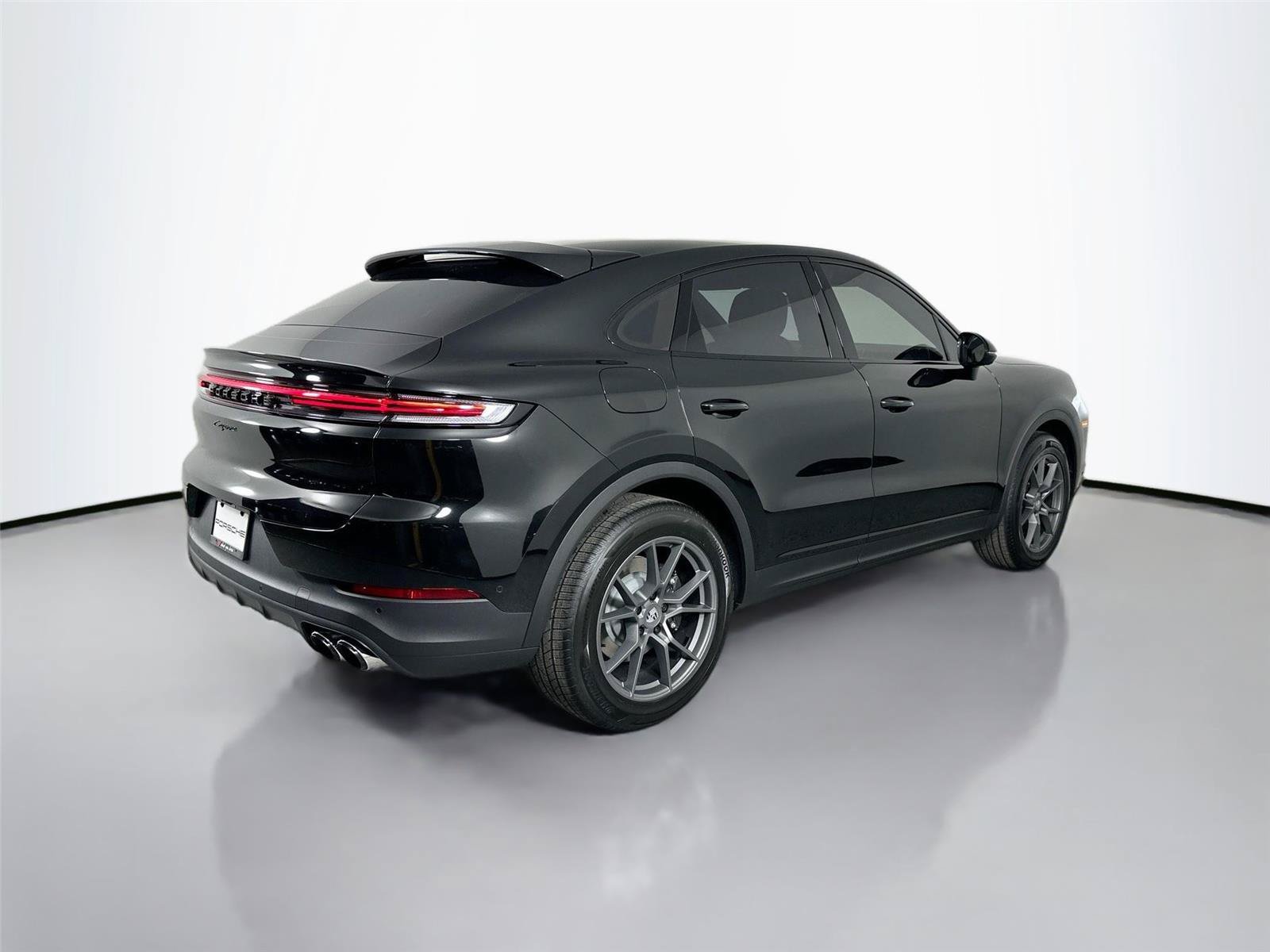 Certified 2026 Porsche Cayenne Coupe AWD/4WD image 7