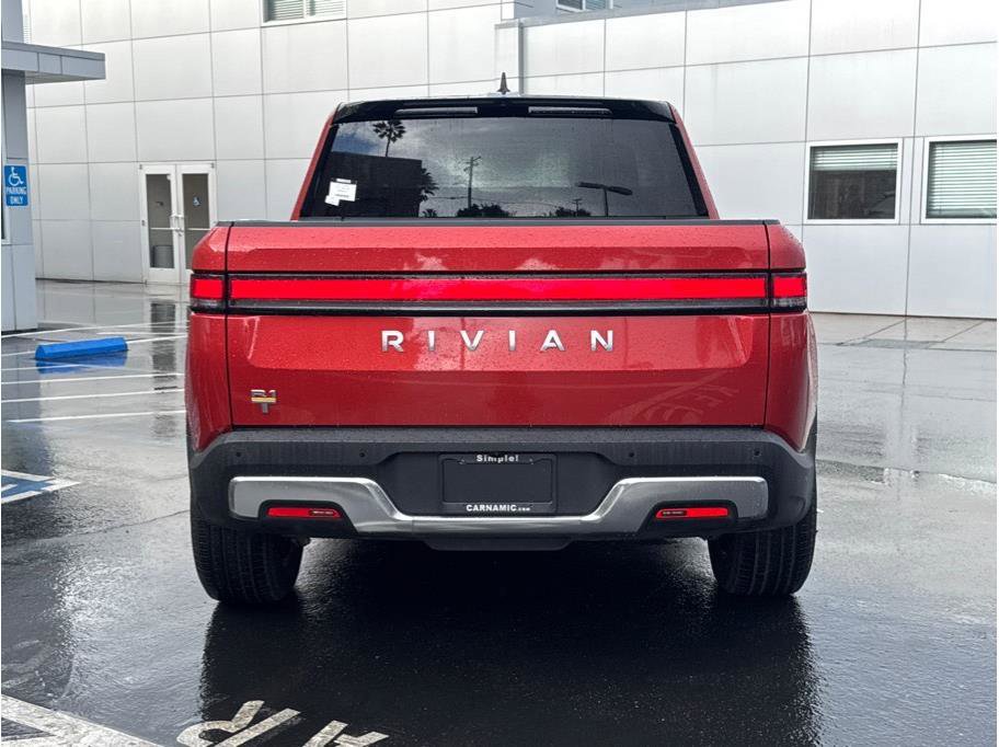 Used 2022 Rivian R1T Adventure image 6