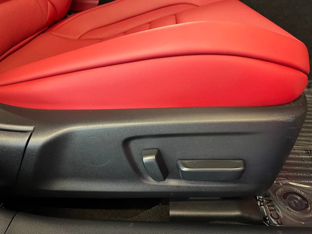 Used 2025 Lexus IS 500 RWD image 47