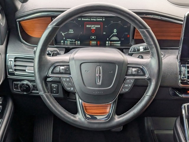 Used 2018 Lincoln Navigator Reserve w/ Technology Package image 22