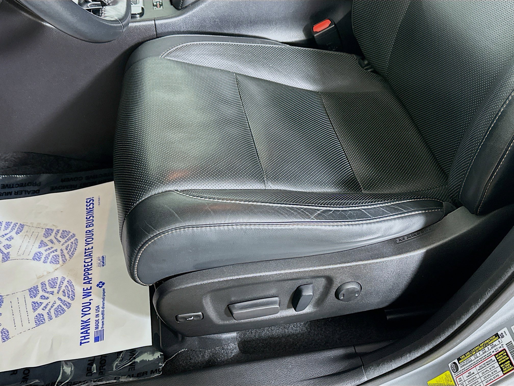 Used 2017 Toyota Highlander Limited image 19