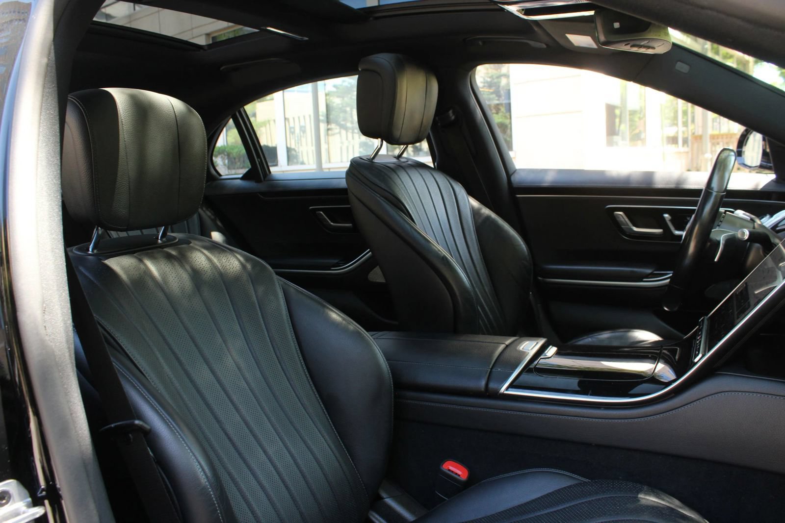 Used 2022 Mercedes-Benz S 500 4MATIC image 25