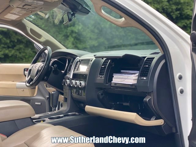 Used 2020 Toyota Sequoia Limited AWD/4WD image 19