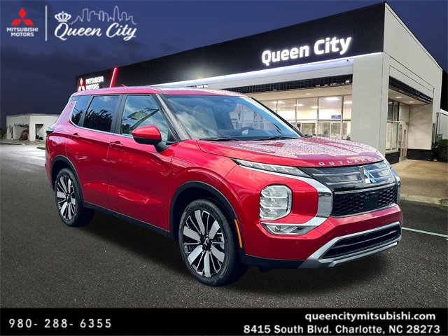 New 2025 Mitsubishi Outlander SE