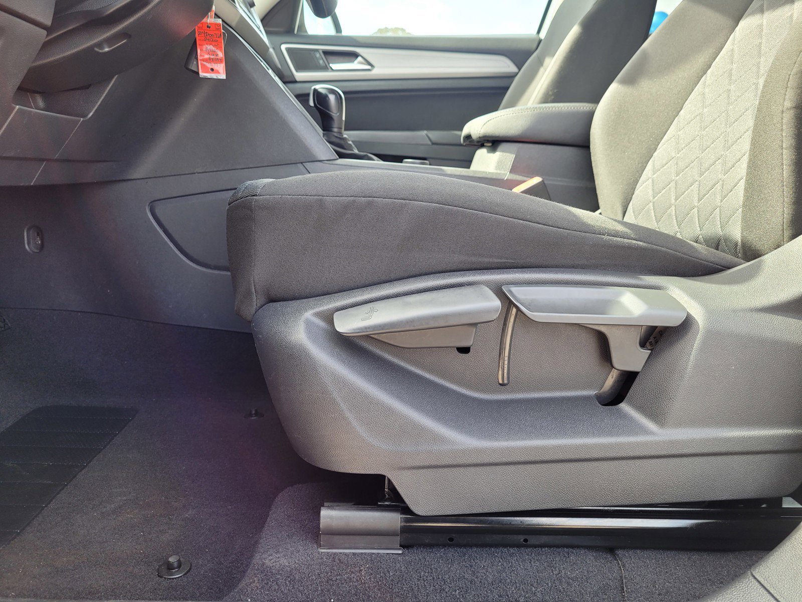 Used 2020 Volkswagen Atlas S w/ Towing Package image 10