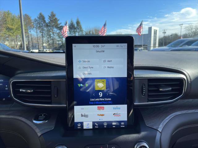 Used 2020 Ford Explorer Platinum w/ Premium Technology Package image 28