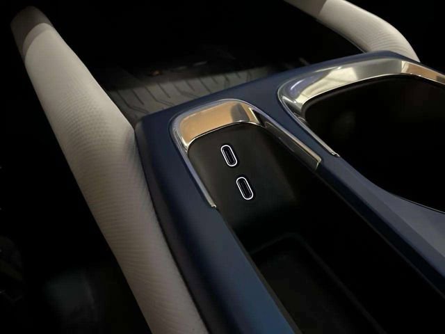 Used 2026 Chevrolet Equinox EV LT image 52