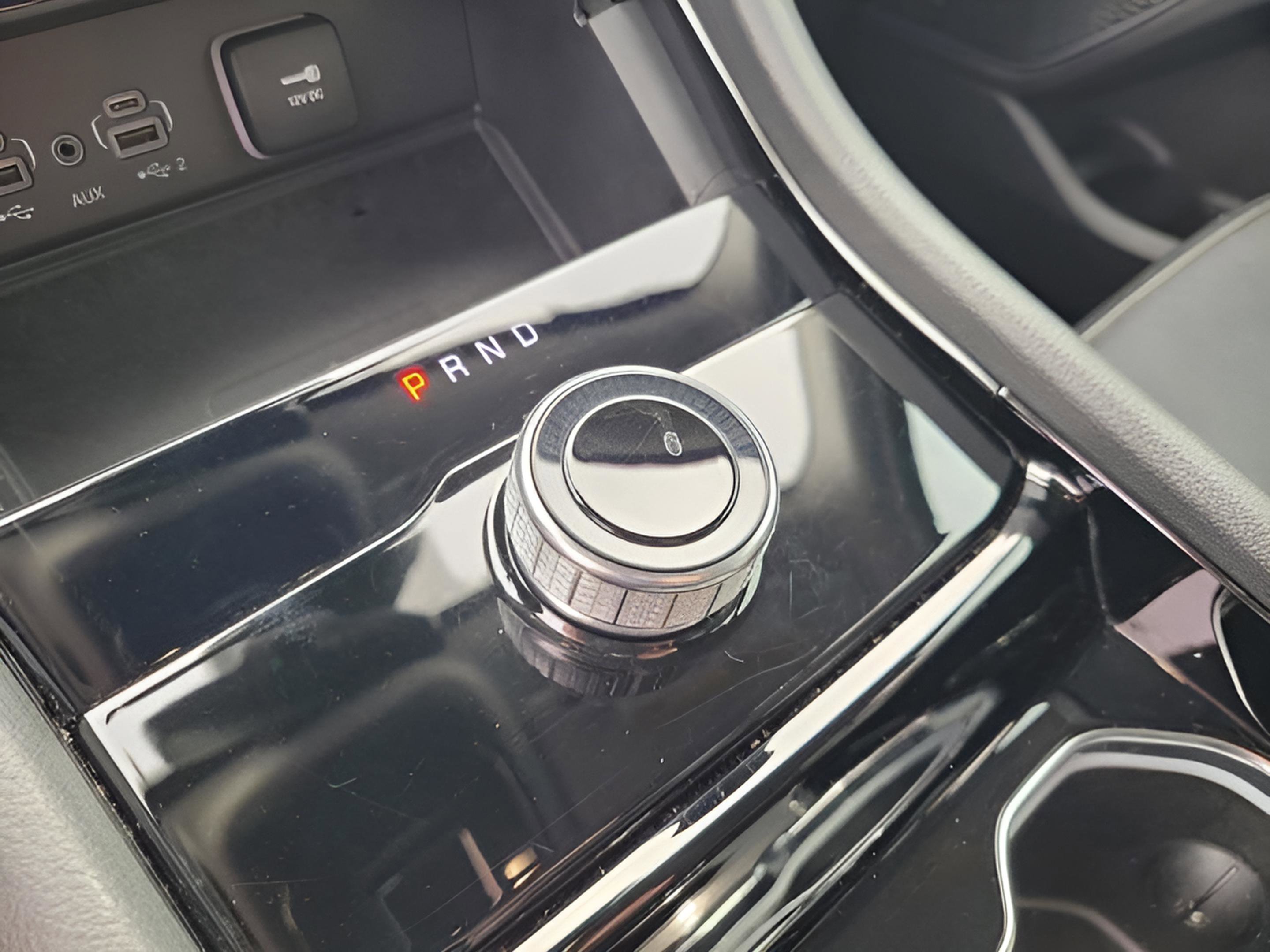 Used 2023 Jeep Grand Cherokee L Limited w/ Luxury Tech Group II image 25