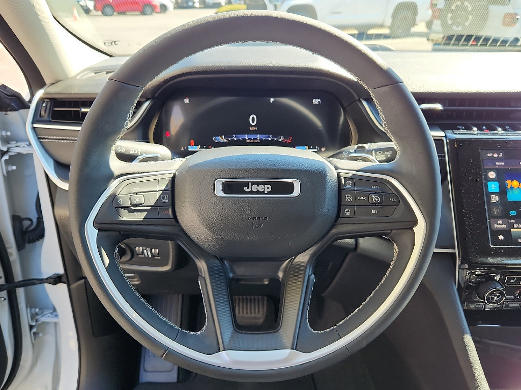 Used 2023 Jeep Grand Cherokee L Laredo w/ Luxury Tech Group I RWD image 19