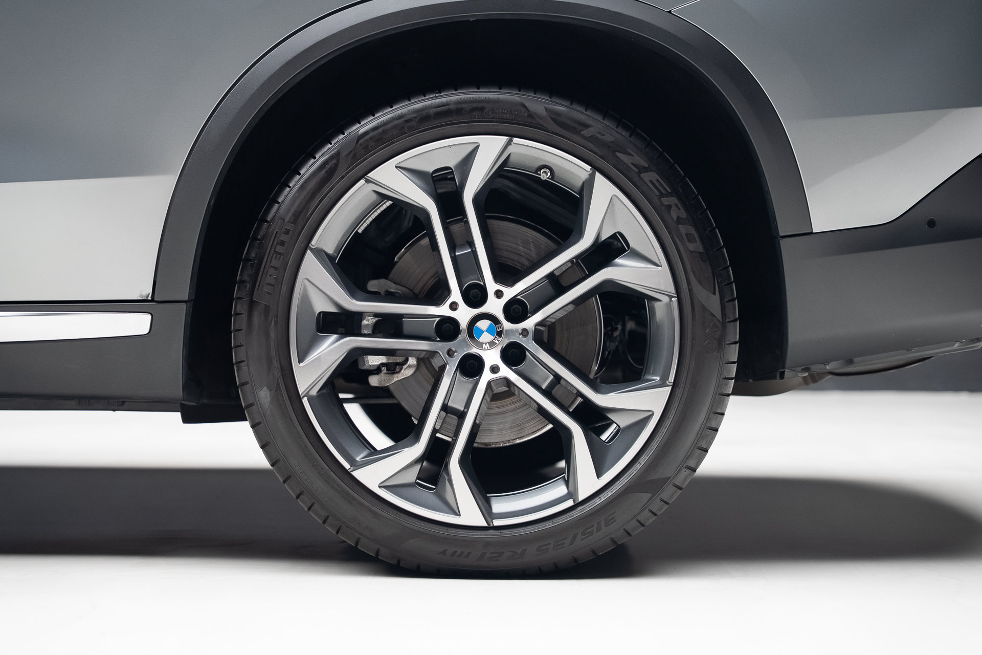 Used 2026 BMW X5 sDrive40i RWD image 21