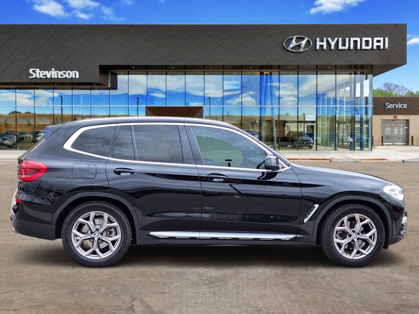Used 2020 BMW X3 xDrive30i w/ Premium Package AWD/4WD image 4